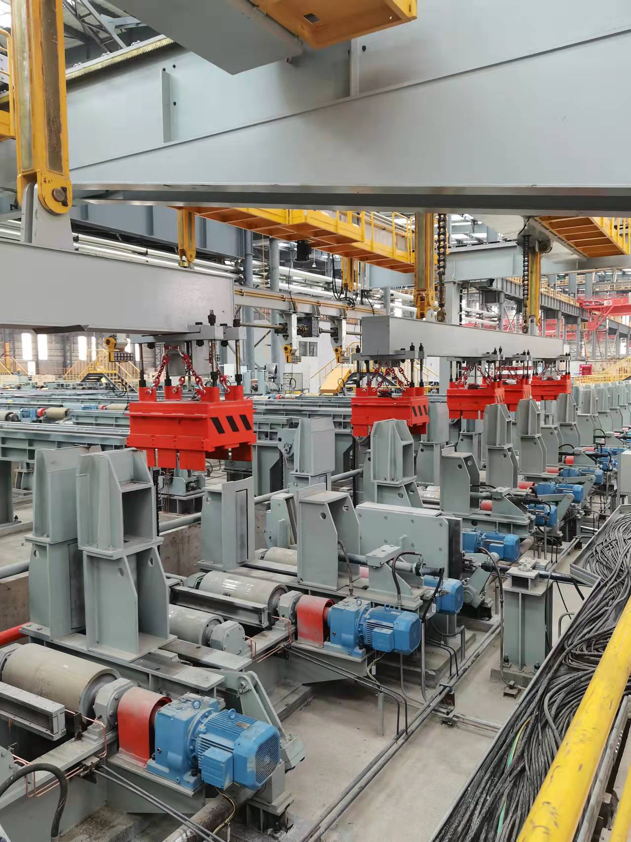 千豪吊型材，鋼軌自動化生產(chǎn)線用電永磁鐵吊具